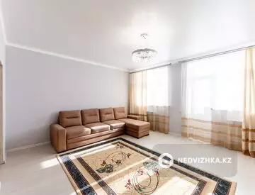 3-комнатная квартира, этаж 9 из 10, 77 м²