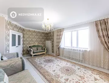 3-комнатная квартира, этаж 9 из 12, 100 м²