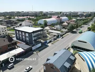 Помещение, этаж 1 из 4, 1 600 м², На длительный срок