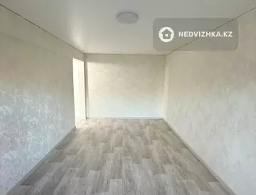 1-комнатная квартира, этаж 4 из 5, 32 м²
