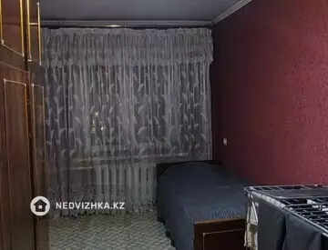 2-комнатная квартира, этаж 2 из 4, 48 м², На длительный срок
