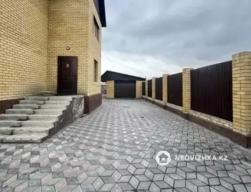 5-комнатный дом, 6.5 соток, 222 м²