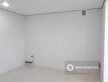1-комнатная квартира, этаж 4 из 4, 55 м²