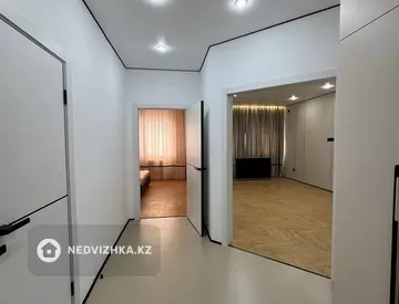 2-комнатная квартира, этаж 6 из 6, 60 м², На длительный срок