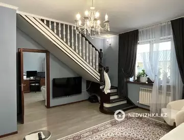 5-комнатный дом, 14 соток, 220 м²