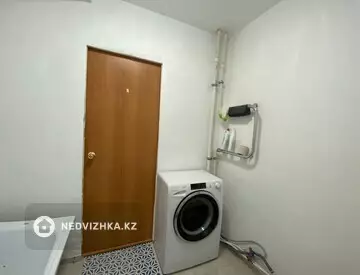 1-комнатная квартира, этаж 3 из 10, 42 м², На длительный срок