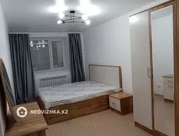 3-комнатная квартира, этаж 6 из 9, 81 м²