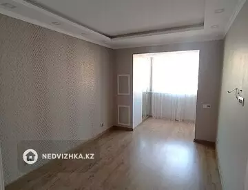 3-комнатная квартира, этаж 10 из 12, 80 м²