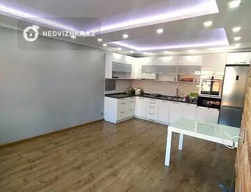 3-комнатная квартира, этаж 10 из 12, 80 м²