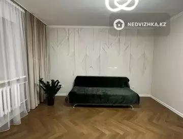 2-комнатная квартира, этаж 3 из 10, 67 м²