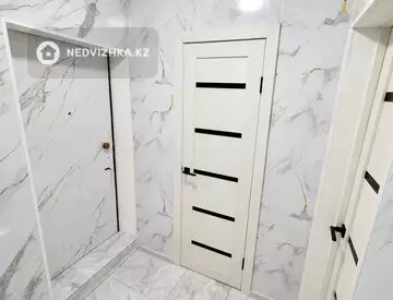 2-комнатная квартира, этаж 4 из 4, 43 м²