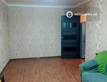 2-комнатная квартира, этаж 3 из 5, 43 м²
