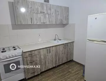 1-комнатная квартира, этаж 3 из 5, 46 м², На длительный срок