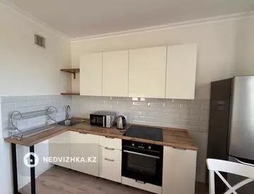 1-комнатная квартира, этаж 4 из 16, 35 м²