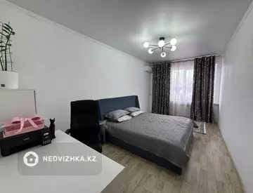1-комнатная квартира, этаж 1 из 4, 42 м²