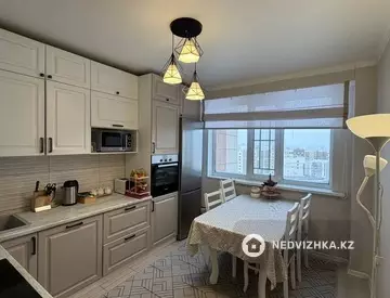 3-комнатная квартира, этаж 13 из 14, 86 м²