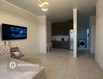 1-комнатная квартира, этаж 3 из 3, 39 м²