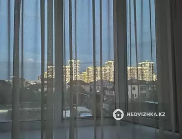 1-комнатная квартира, этаж 3 из 3, 39 м²