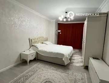 3-комнатная квартира, этаж 4 из 5, 88 м²