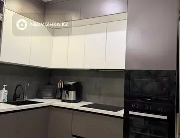 1-комнатная квартира, этаж 7 из 10, 38 м²