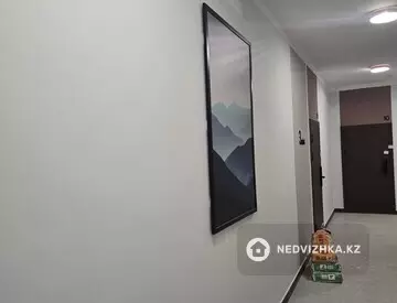 1-комнатная квартира, этаж 4 из 12, 36 м²