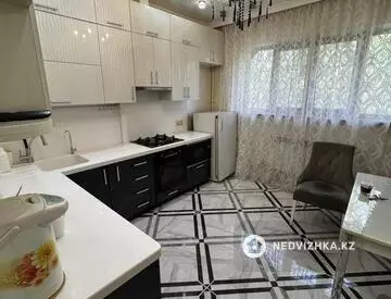 3-комнатная квартира, этаж 5 из 9, 74 м²