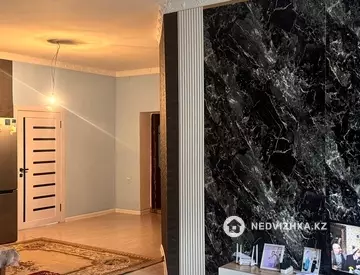 5-комнатная часть дома, 8 соток, 280 м²