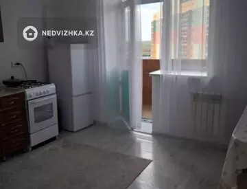 2-комнатная квартира, этаж 5 из 5, 60 м², На длительный срок