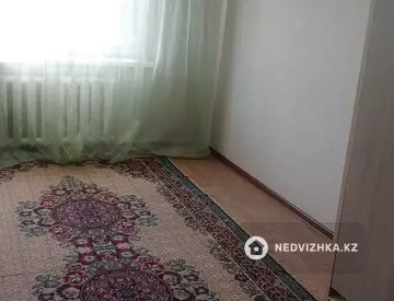 3-комнатная квартира, этаж 5 из 5, 69 м², На длительный срок