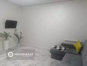 4-комнатная квартира, этаж 1 из 2, 120 м²