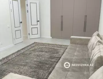 2-комнатная квартира, этаж 6 из 12, 68 м², На длительный срок