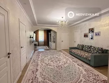 4-комнатный дом, 7 соток, 140 м²