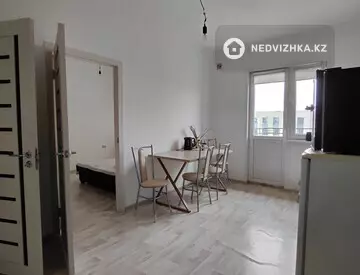 1-комнатная квартира, этаж 3 из 3, 33 м²