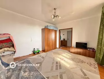 1-комнатная квартира, этаж 5 из 5, 35 м²