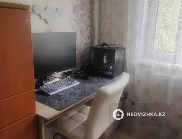 3-комнатная квартира, этаж 3 из 5, 48 м²