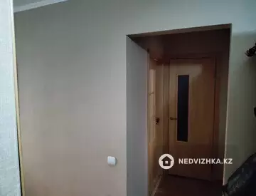 2-комнатная квартира, этаж 3 из 4, 45 м², На длительный срок
