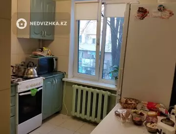 2-комнатная квартира, этаж 3 из 4, 45 м², На длительный срок