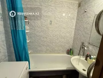 3-комнатная квартира, этаж 4 из 9, 63 м²