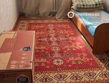 4-комнатная квартира, этаж 5 из 5, 91 м², На длительный срок