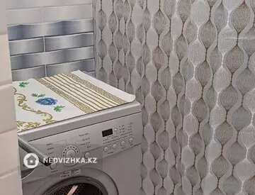 2-комнатная квартира, этаж 1 из 9, 80 м²