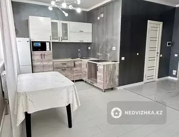 1-комнатная квартира, этаж 8 из 10, 40 м²