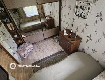 3-комнатная квартира, этаж 1 из 4, 60 м²