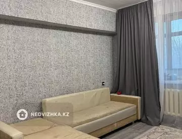 1-комнатная квартира, этаж 4 из 5, 33 м²