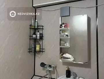 1-комнатная квартира, этаж 4 из 5, 33 м²
