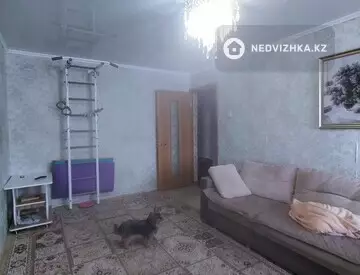 2-комнатная квартира, этаж 8 из 10, 53 м²