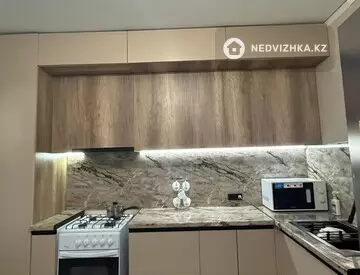 3-комнатная квартира, этаж 3 из 9, 83 м²