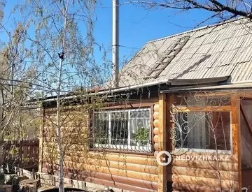 4-комнатный дом, 10 соток, 60 м²