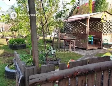 4-комнатный дом, 10 соток, 60 м²