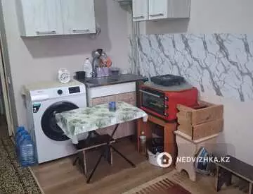 1-комнатная квартира, этаж 3 из 4, 14 м²