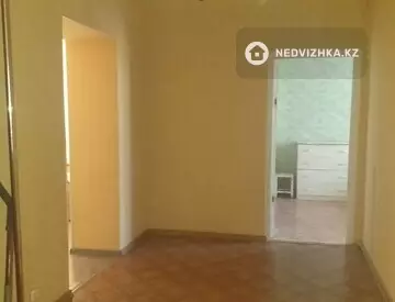 2-комнатная квартира, этаж 2 из 3, 67 м², На длительный срок